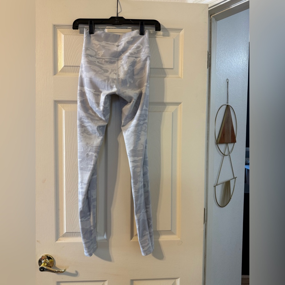 White camouflage lulu yoga pants size 4